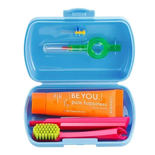 Kit Viagem CURAPROX Estojo, Escova Dental, Creme Dental, Escova Interdental Sortido